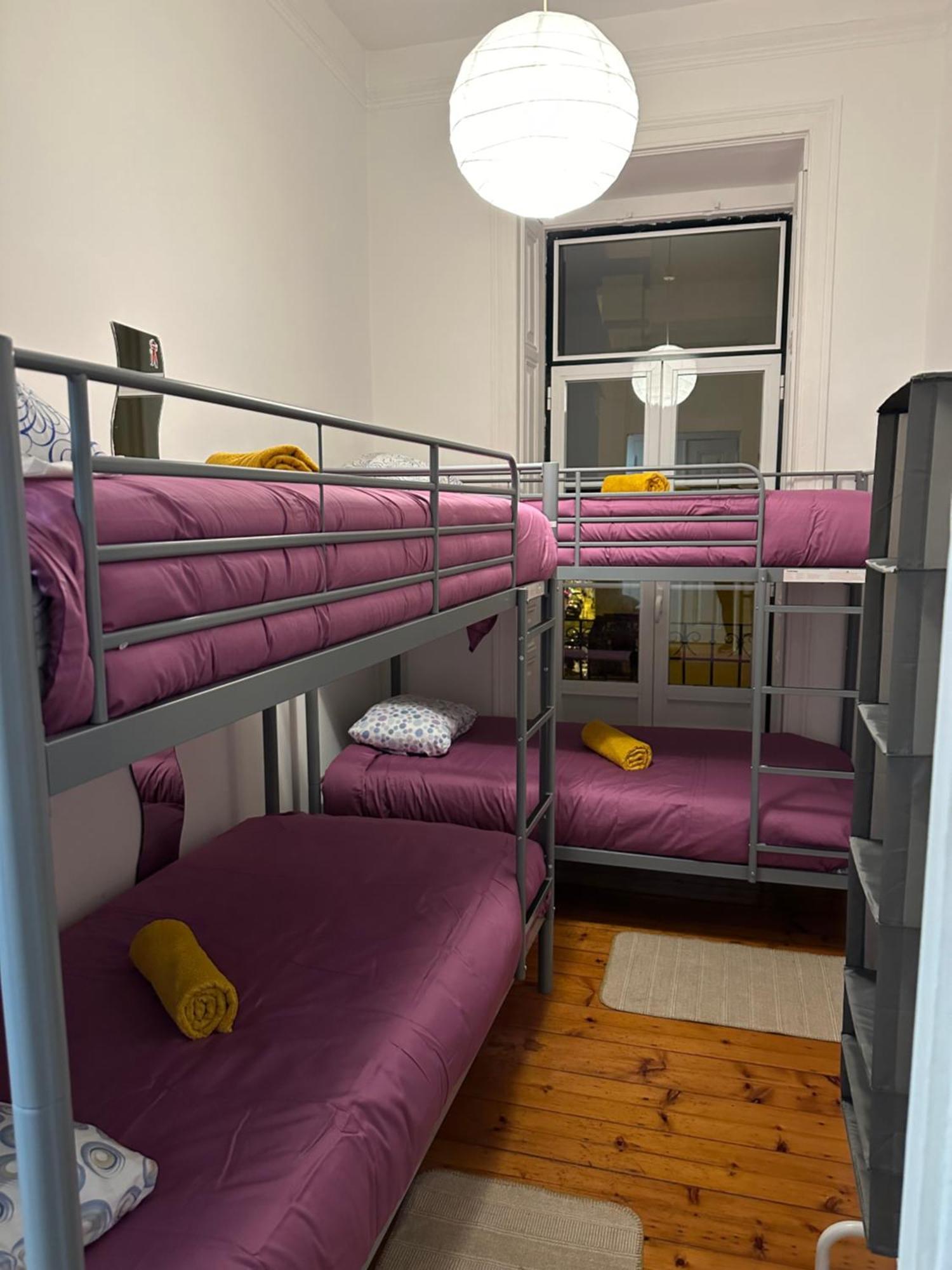 Garden Campo De Ourique Guest House - Hostel Lisbon Exterior photo